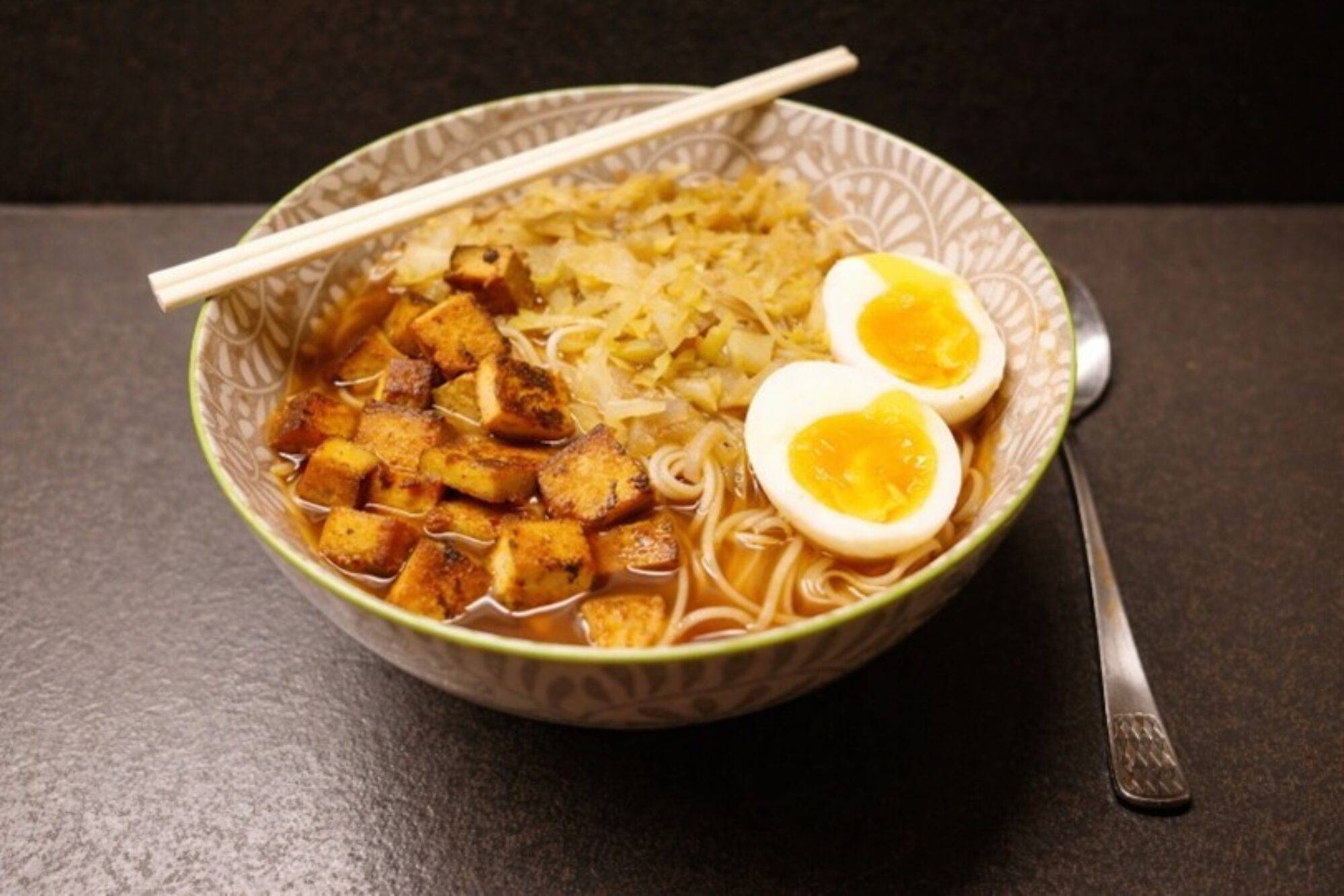Ramen tofu fume